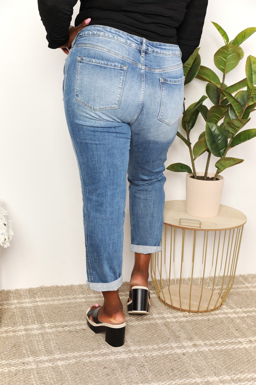 Kancan Full Size Mid Rise Slim Boyfriend Jeans