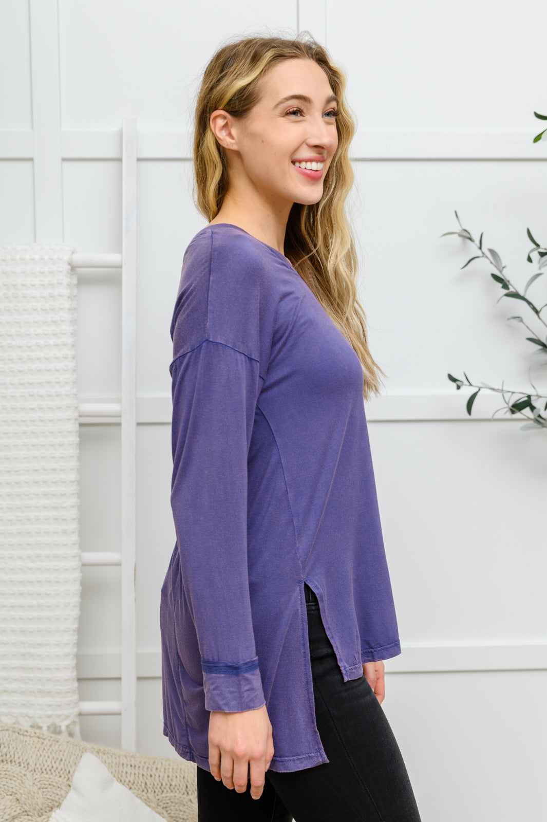 Long Sleeve Knit Top With Pocket In Denim Blue